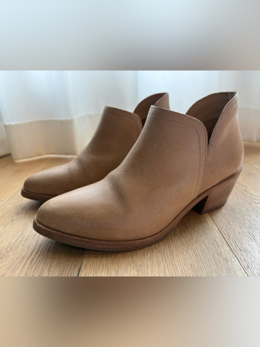 Nisolo Tan Leather Block Heel Ankle Booties
